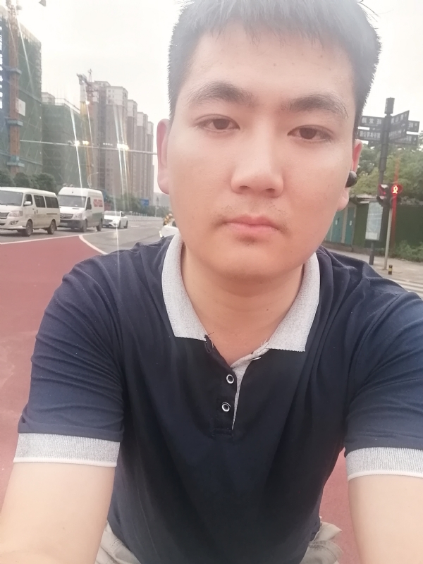 露露的第一张照片--平顶山相亲服务中心