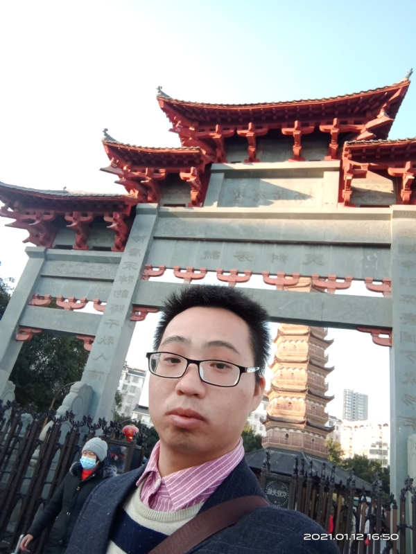 碧血丹心的第一张照片--平顶山相亲服务中心