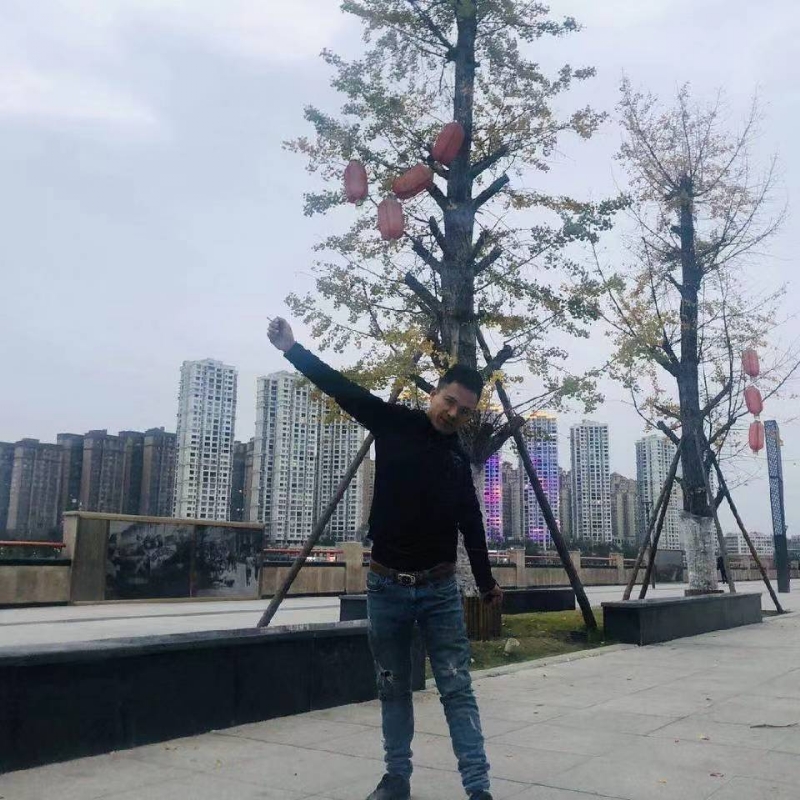 空空的房间的第一张照片--平顶山相亲服务中心