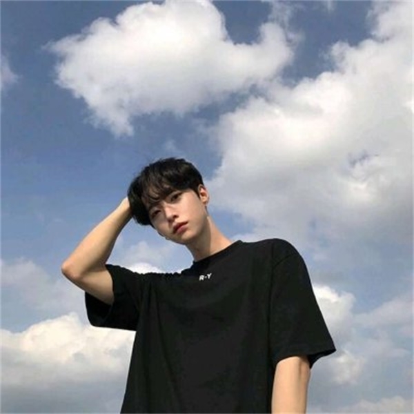 不忘初心的第一张照片--平顶山相亲服务中心