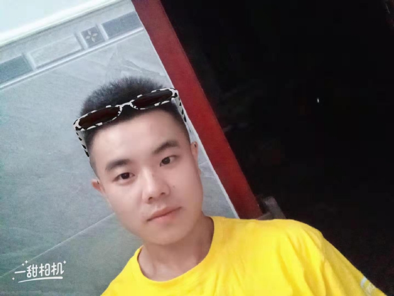 建国90周年的学渣的第一张照片--平顶山相亲服务中心