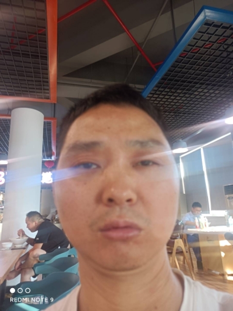 专情、互爱的第二张照片--平顶山相亲服务中心