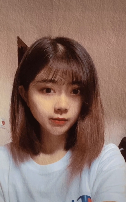 教幼儿园的羊羊老师的第一张照片--平顶山相亲服务中心