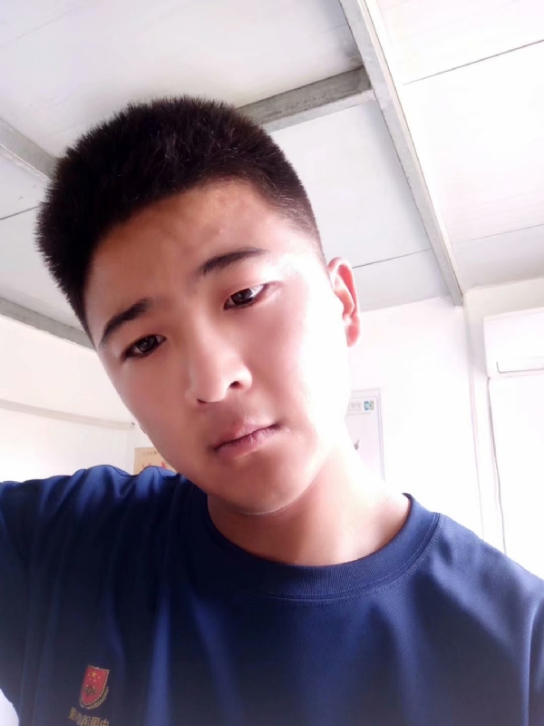 脸红相遇的第一张照片--平顶山相亲服务中心