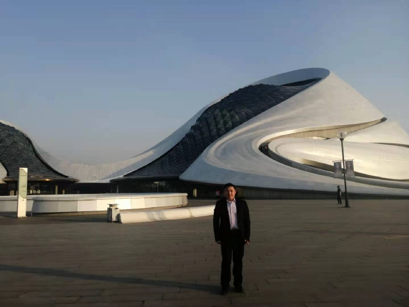 荣荣的第一张照片--平顶山相亲服务中心