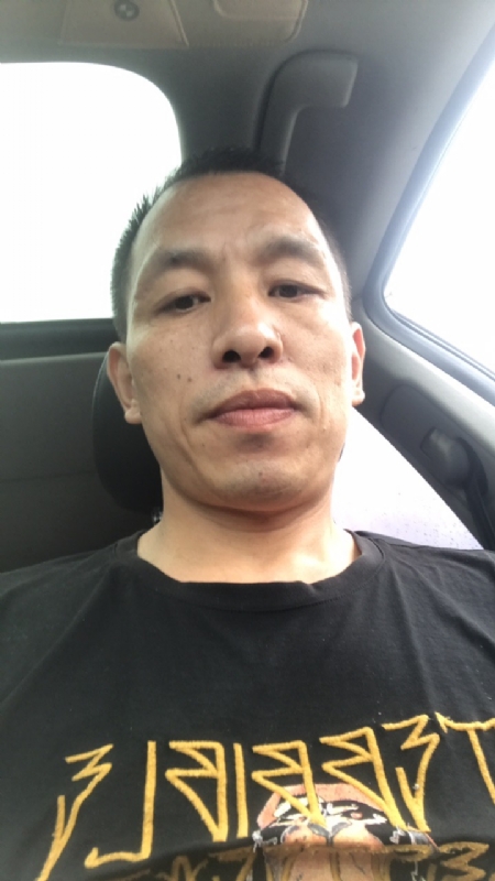 迷茫的第一张照片--平顶山相亲服务中心