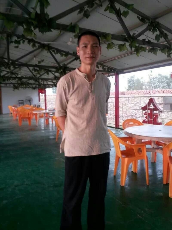 周哥的第三张照片--平顶山相亲服务中心