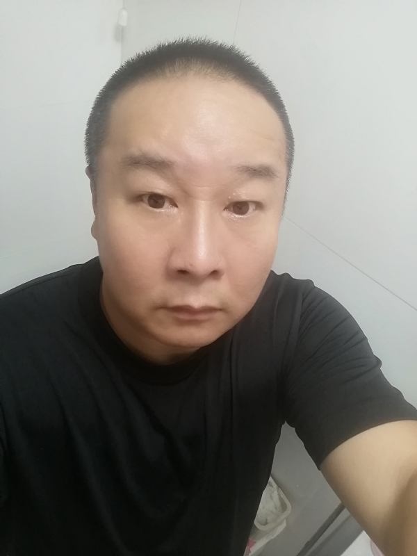 一束光的第一张照片--平顶山相亲服务中心