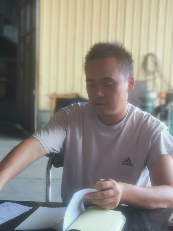 荒原的第一张照片--平顶山相亲服务中心