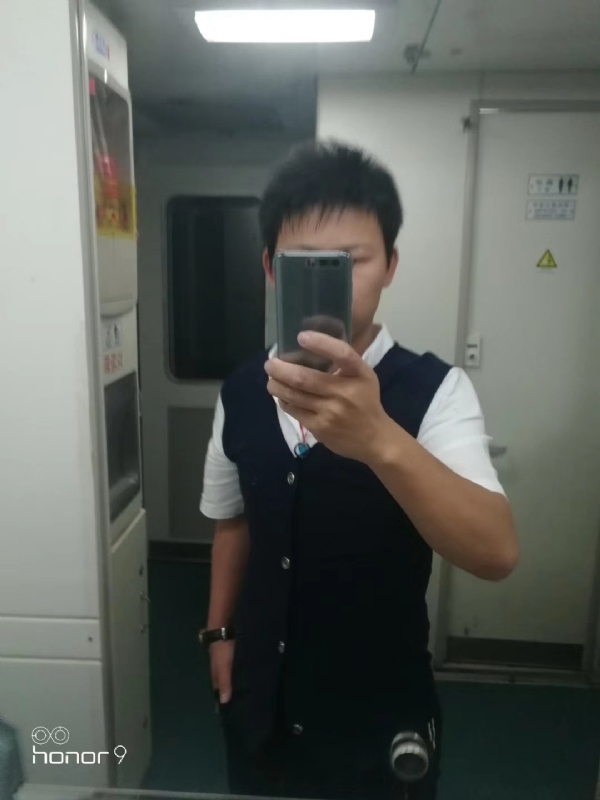 阳光下de幸福的第一张照片--平顶山相亲服务中心