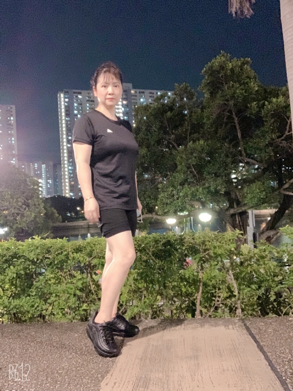 枫叶的第一张照片--平顶山相亲服务中心