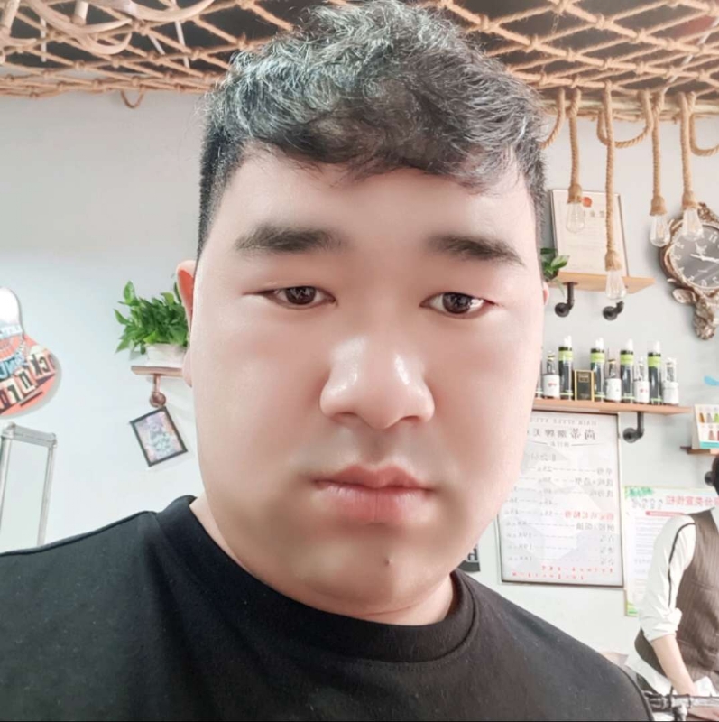 田野小伟的第二张照片--平顶山相亲服务中心