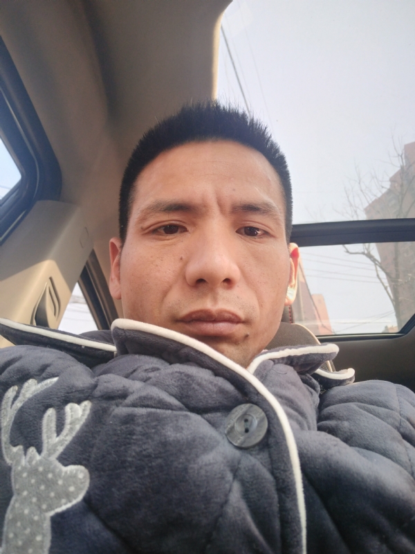 青春不长在的第一张照片--平顶山相亲服务中心