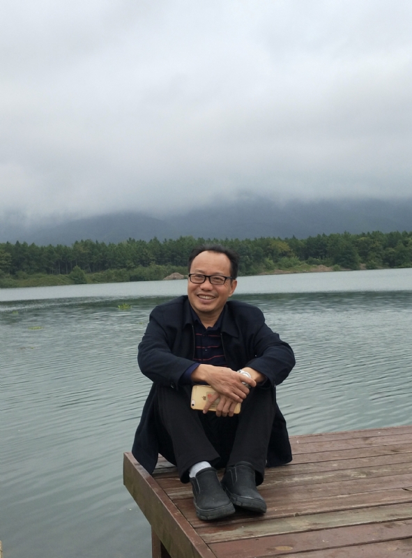 老牛的第一张照片--平顶山相亲服务中心