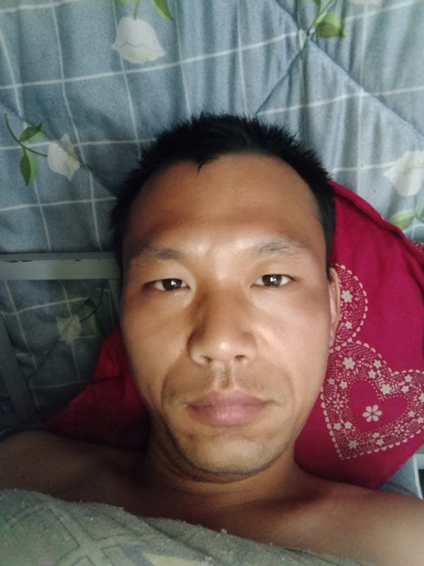 弘扬的第一张照片--平顶山相亲服务中心