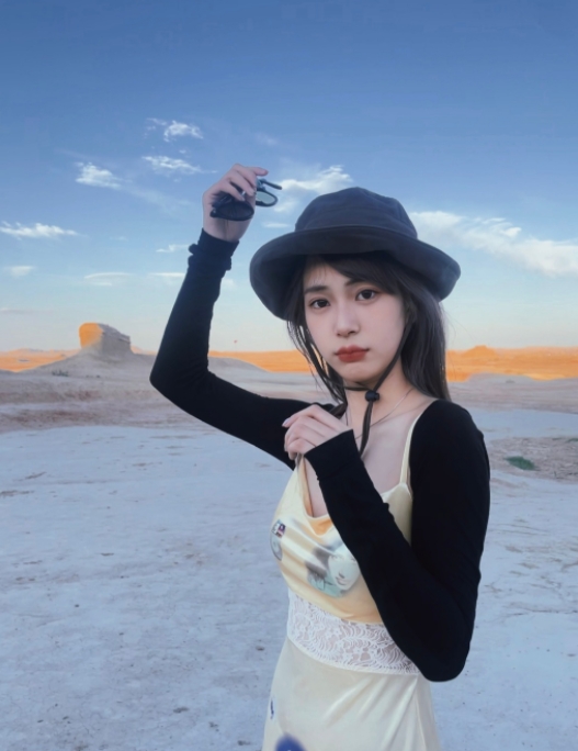 英姐的第一张照片--平顶山相亲服务中心