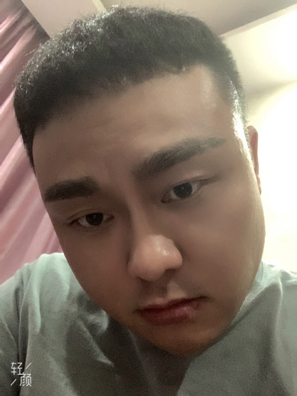 何为奈何的第二张照片--平顶山相亲服务中心