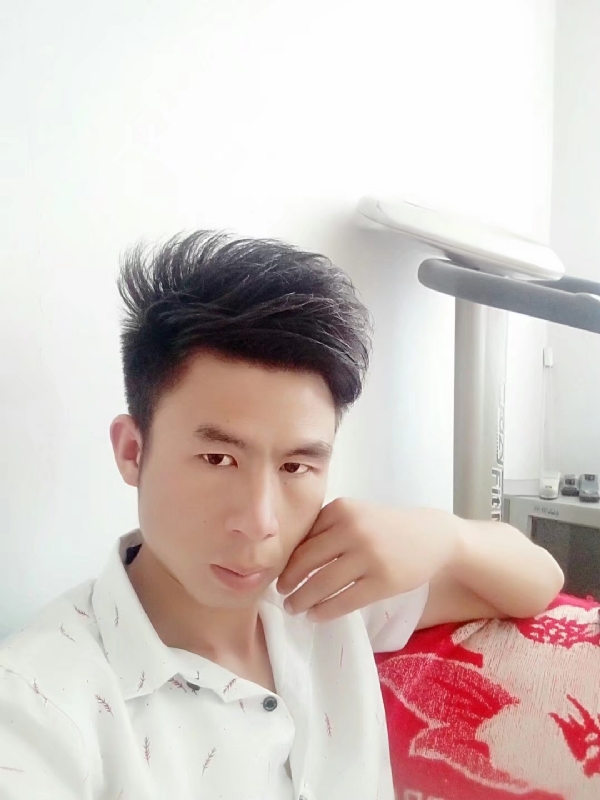 只得一人心的第二张照片--平顶山相亲服务中心