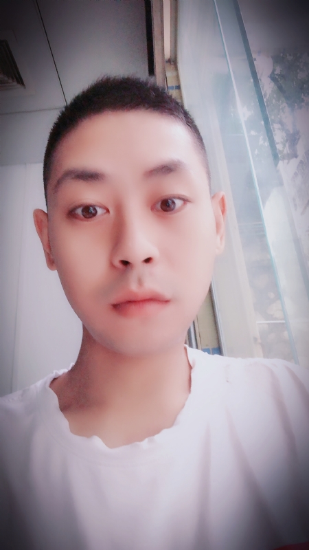 豆子的第二张照片--平顶山相亲服务中心