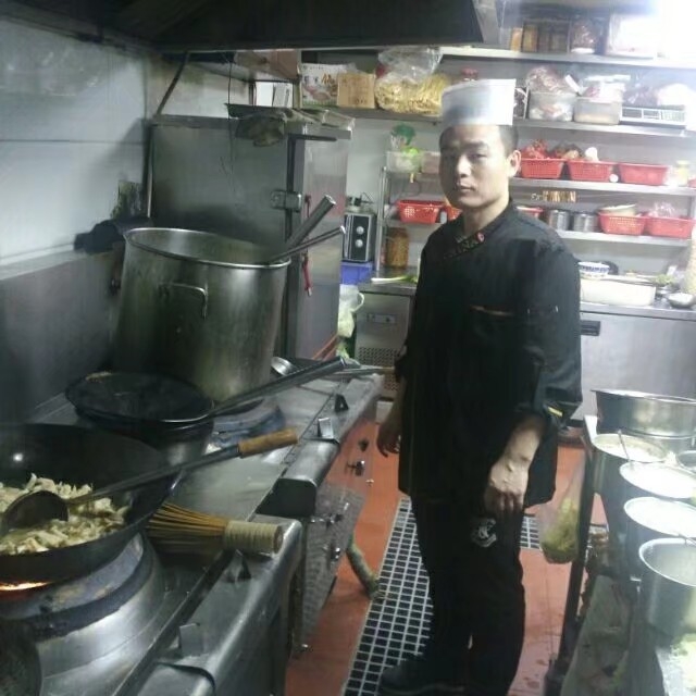 珍惜才配拥有的第一张照片--平顶山相亲服务中心