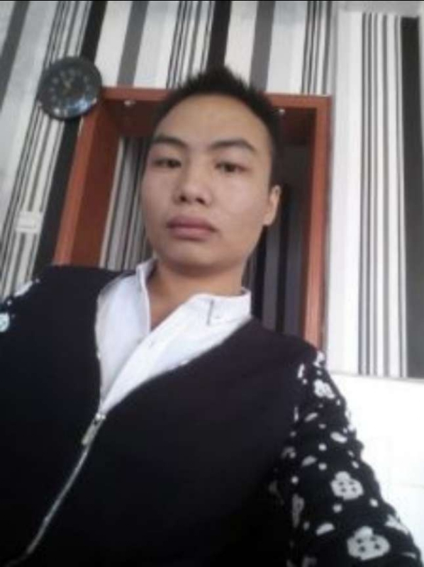 阿龙的第一张照片--平顶山相亲服务中心