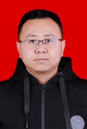 小熊维尼的第一张照片--平顶山相亲服务中心