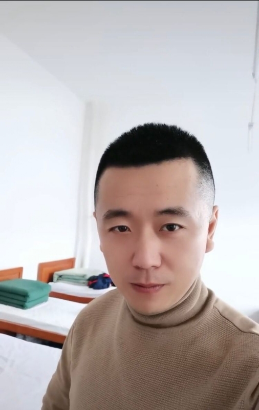 随风的第二张照片--平顶山相亲服务中心