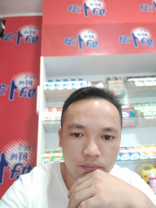 小老弟的第一张照片--平顶山相亲服务中心