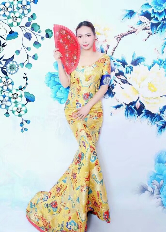 燕子的第一张照片--平顶山相亲服务中心