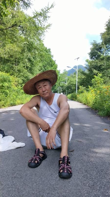 真诚寻伴的第一张照片--平顶山相亲服务中心