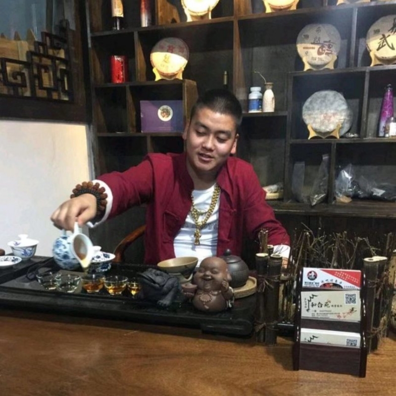 请叫我金爷的第一张照片--平顶山相亲服务中心