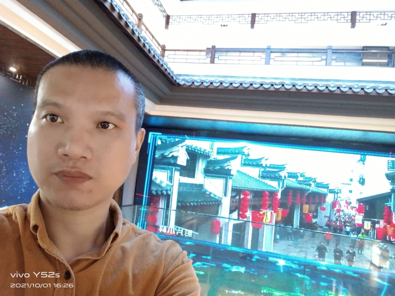 云中漫步的第一张照片--平顶山相亲服务中心