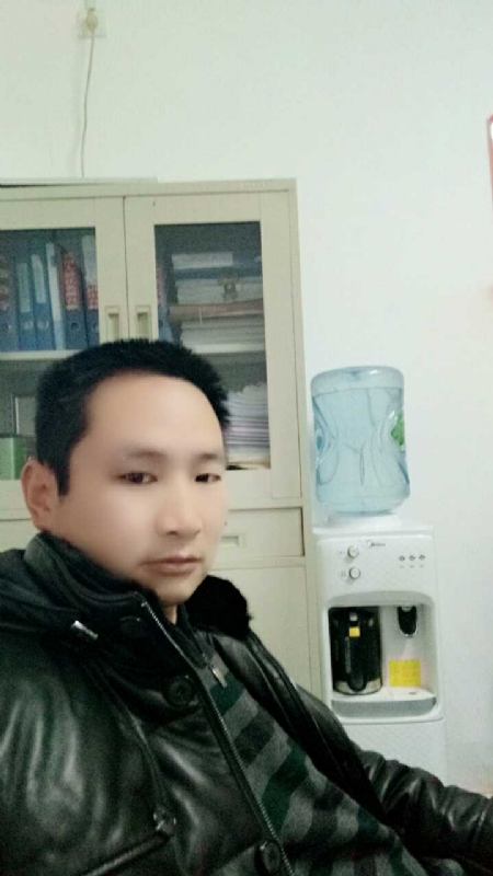 蓝色棒棒糖的第一张照片--平顶山相亲服务中心