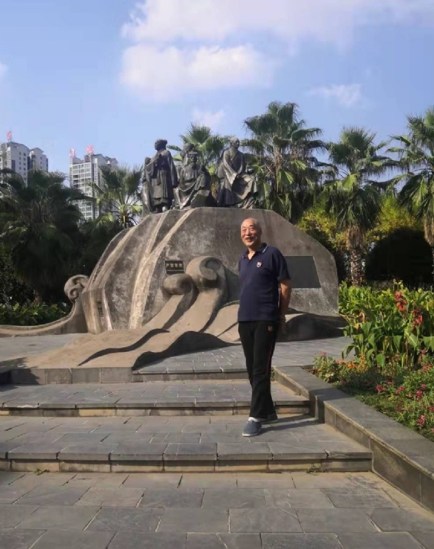 笨笨男的第一张照片--平顶山相亲服务中心