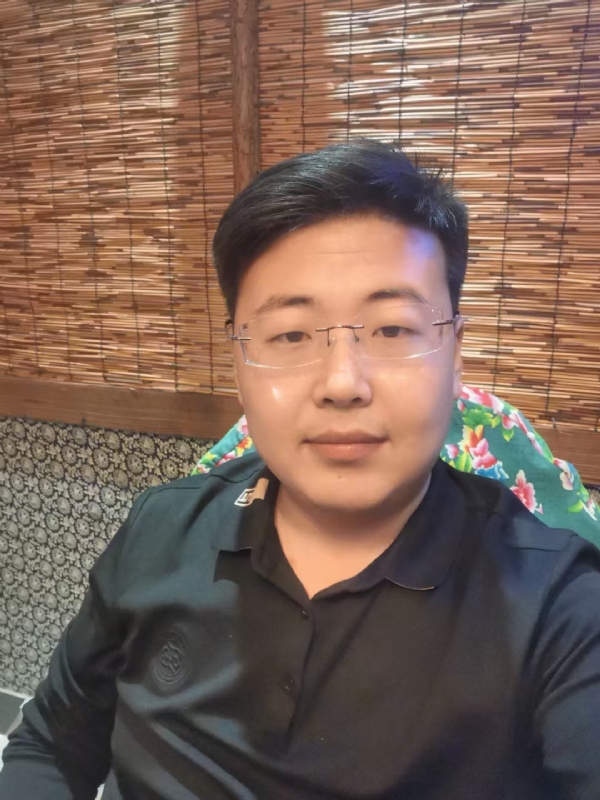 刘先生的第一张照片--平顶山相亲服务中心