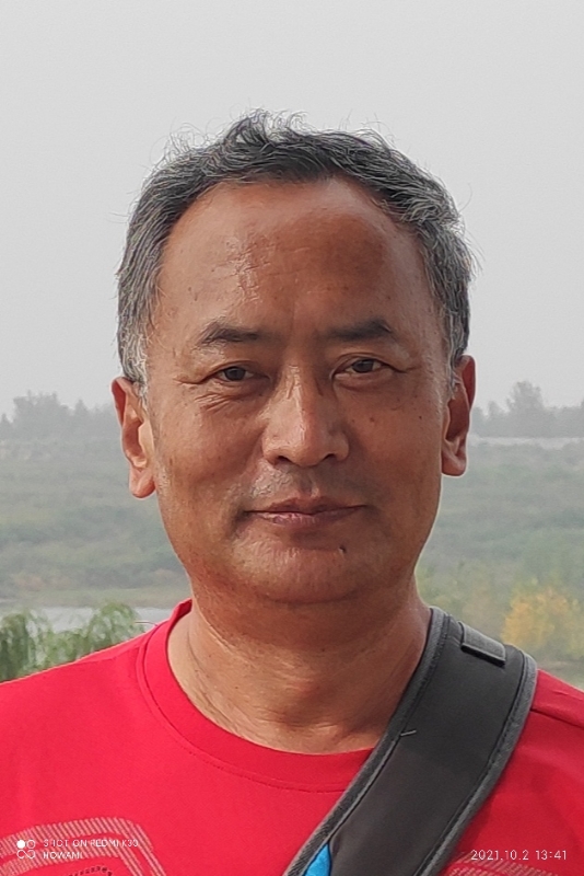 与你同行的第一张照片--平顶山相亲服务中心