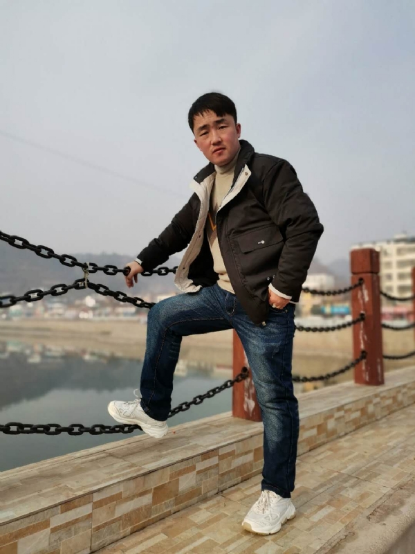 性情中人的第一张照片--平顶山相亲服务中心