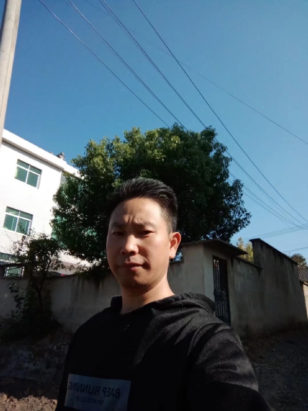 寻缘中的第二张照片--平顶山相亲服务中心