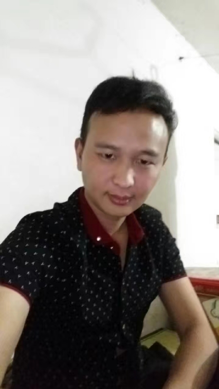 机械师的第一张照片--平顶山相亲服务中心