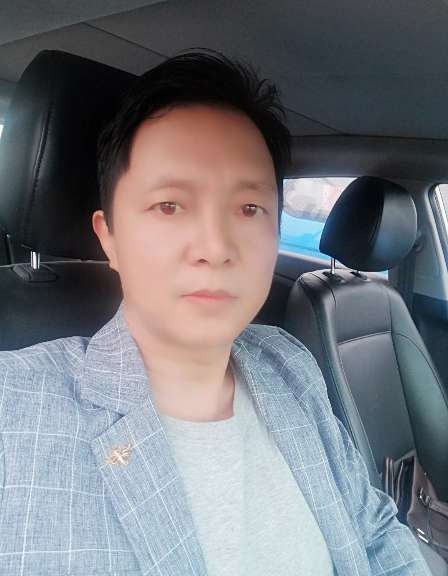 深蓝的第二张照片--平顶山相亲服务中心