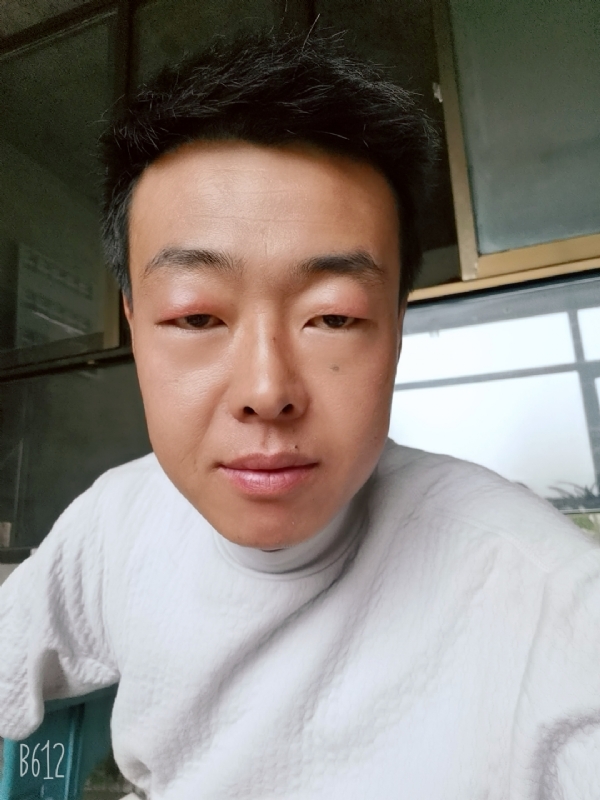 缺爱80后的第一张照片--平顶山相亲服务中心