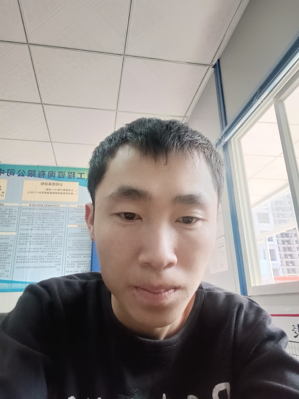 小哥哥的第一张照片--平顶山相亲服务中心