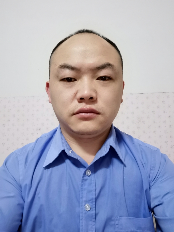 与子携老的第一张照片--平顶山相亲服务中心