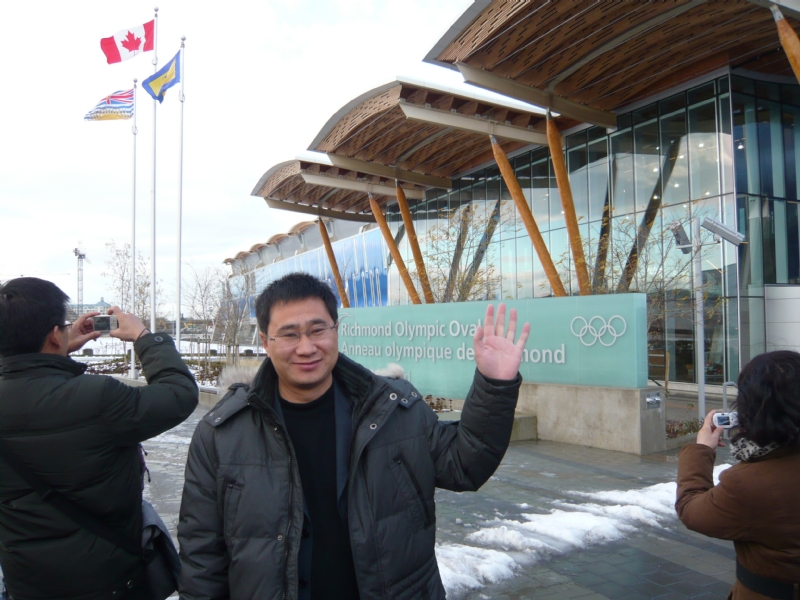 阳光幸福快乐的第一张照片--平顶山相亲服务中心