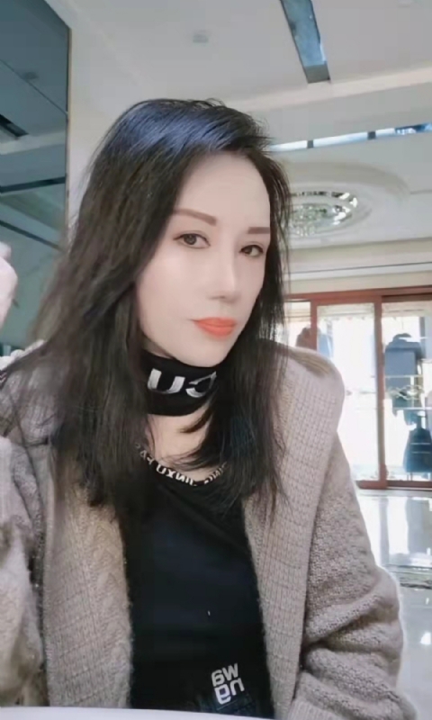 阿莲的第一张照片--平顶山相亲服务中心