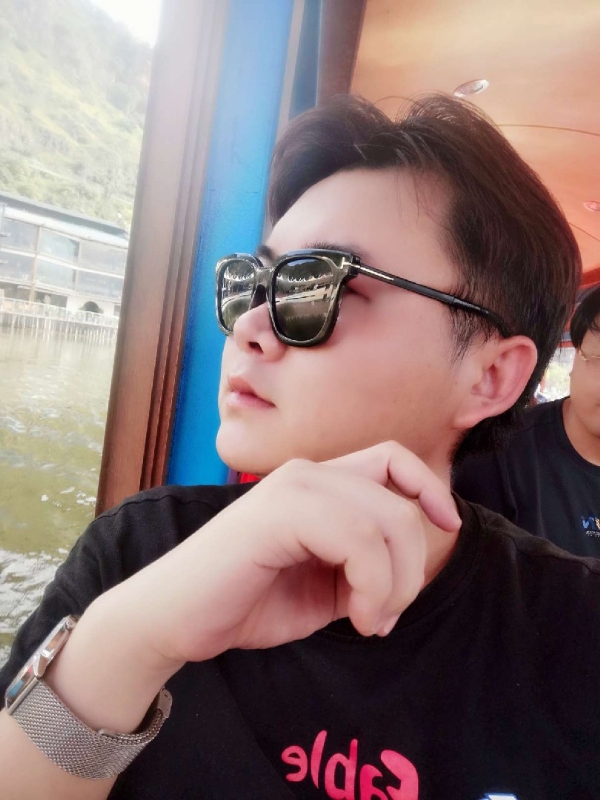 曲生的第三张照片--平顶山相亲服务中心