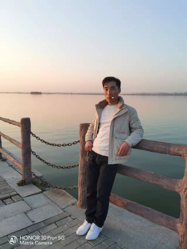 望月兔的第一张照片--平顶山相亲服务中心