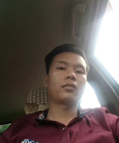 单亲爸爸的第一张照片--平顶山相亲服务中心