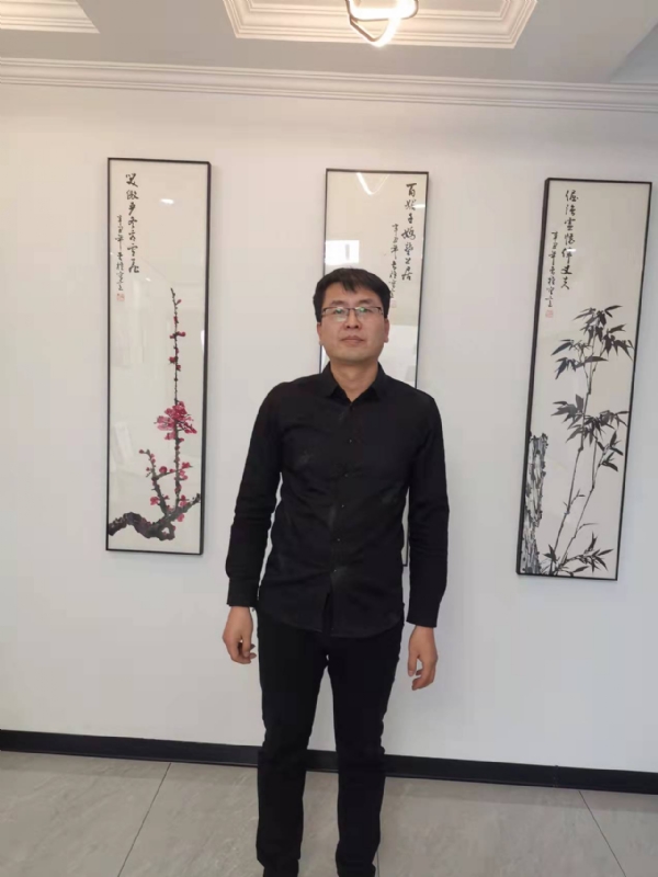 情义比天高的第一张照片--平顶山相亲服务中心