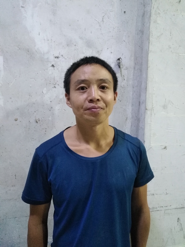 栋哥的第一张照片--平顶山相亲服务中心